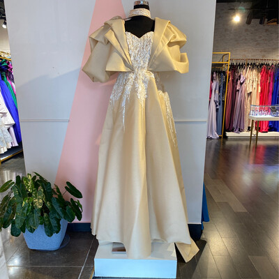 VESTIDO LARGO 	COLOR	BEIGE	TALLA:	46	EU	/	14	US