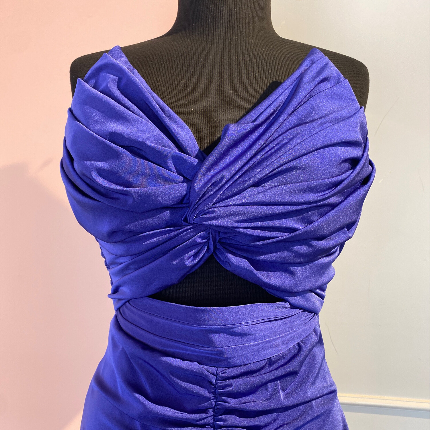 VESTIDO LARGO 	COLOR	AZUL 		DE	TALLA:	38	EU	/	6	US