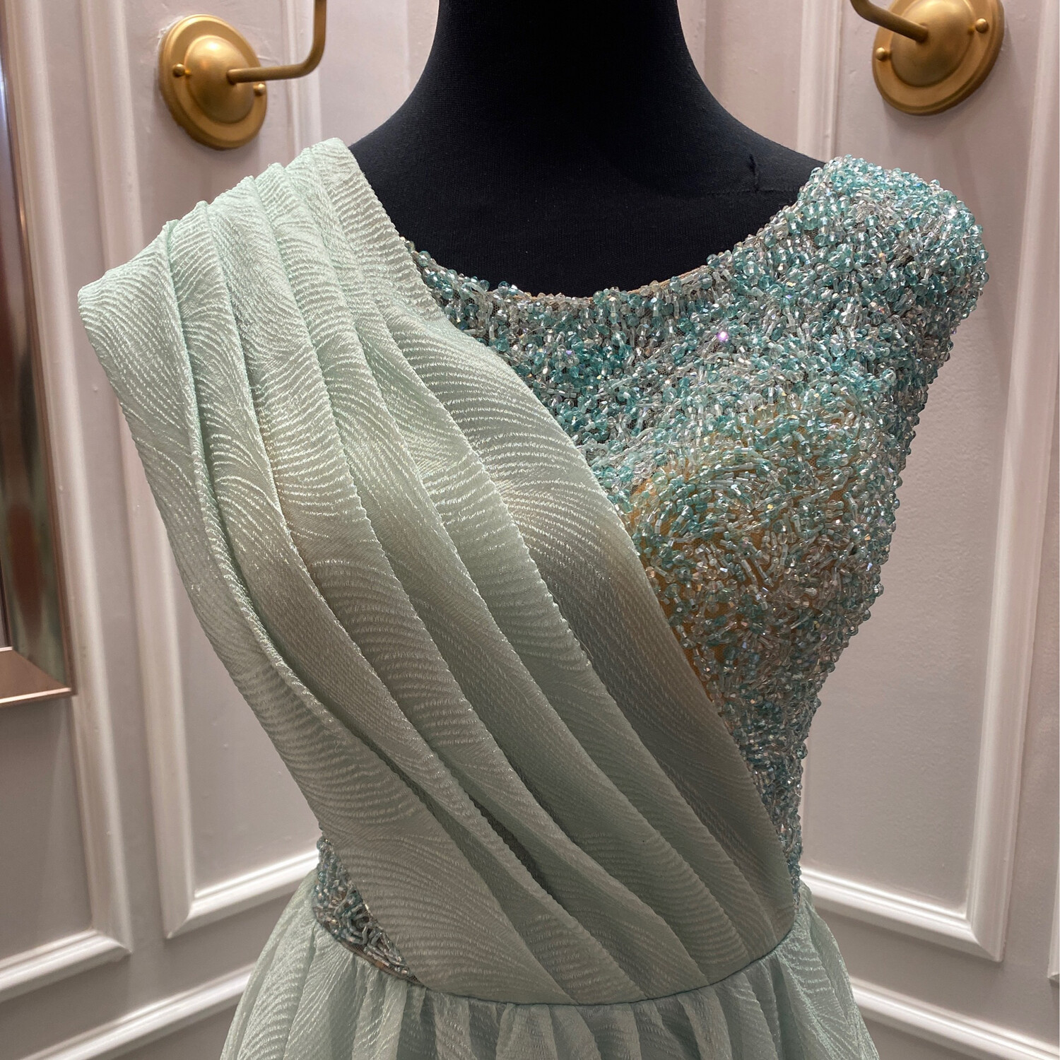 VESTIDO LARGO 	COLOR	VERDE AQUA	TALLA:	44	EU	o	12	US