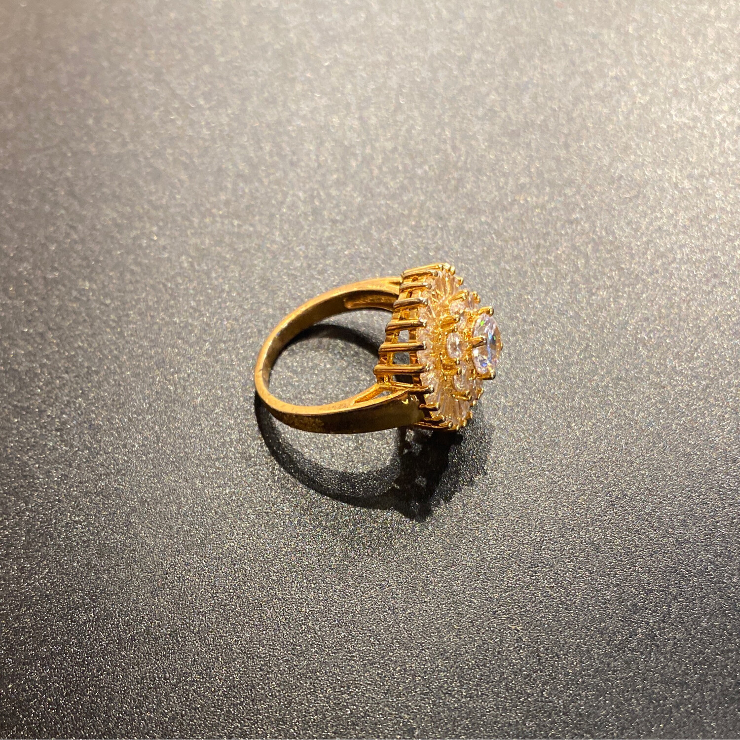 ANILLO DORADO