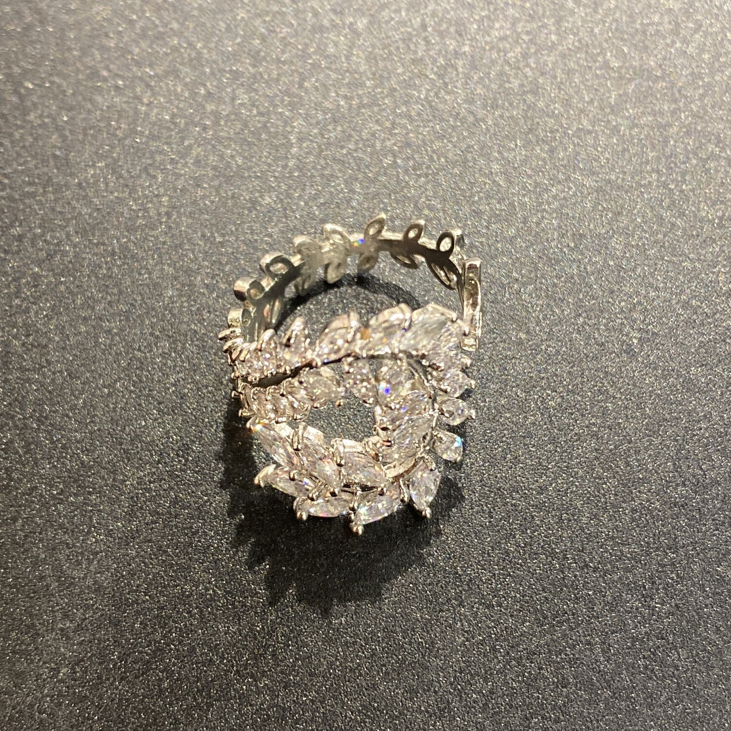 ANILLO PLATEADO - TALLA: