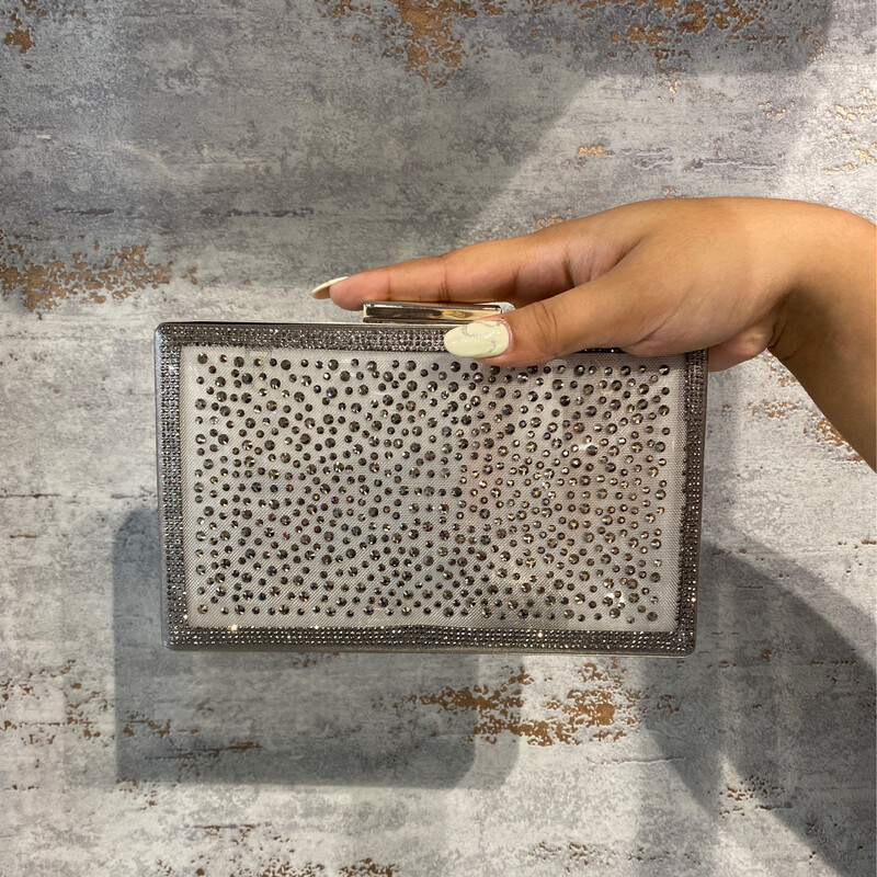 CARTERA DE MANO O CRUZADA - BLACK SILVER