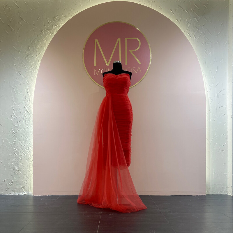 Vestido Midi color rojo, talla 38