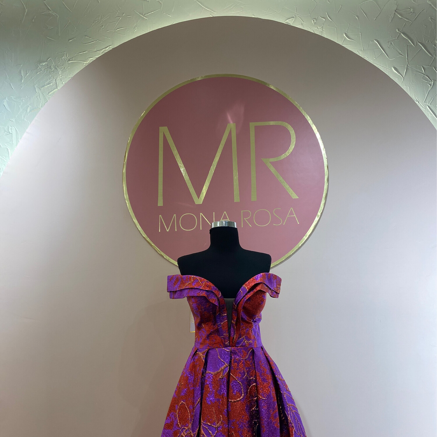 Vestido corto de colores de diversas tallas