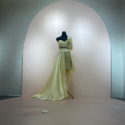 VESTIDO LARGO 	COLOR	AMARILLO	TALLA:	42	EU	/	10	US