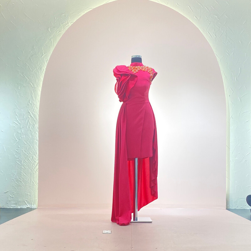 Vestido-Corto-Rosado-Talla/42 HHN021