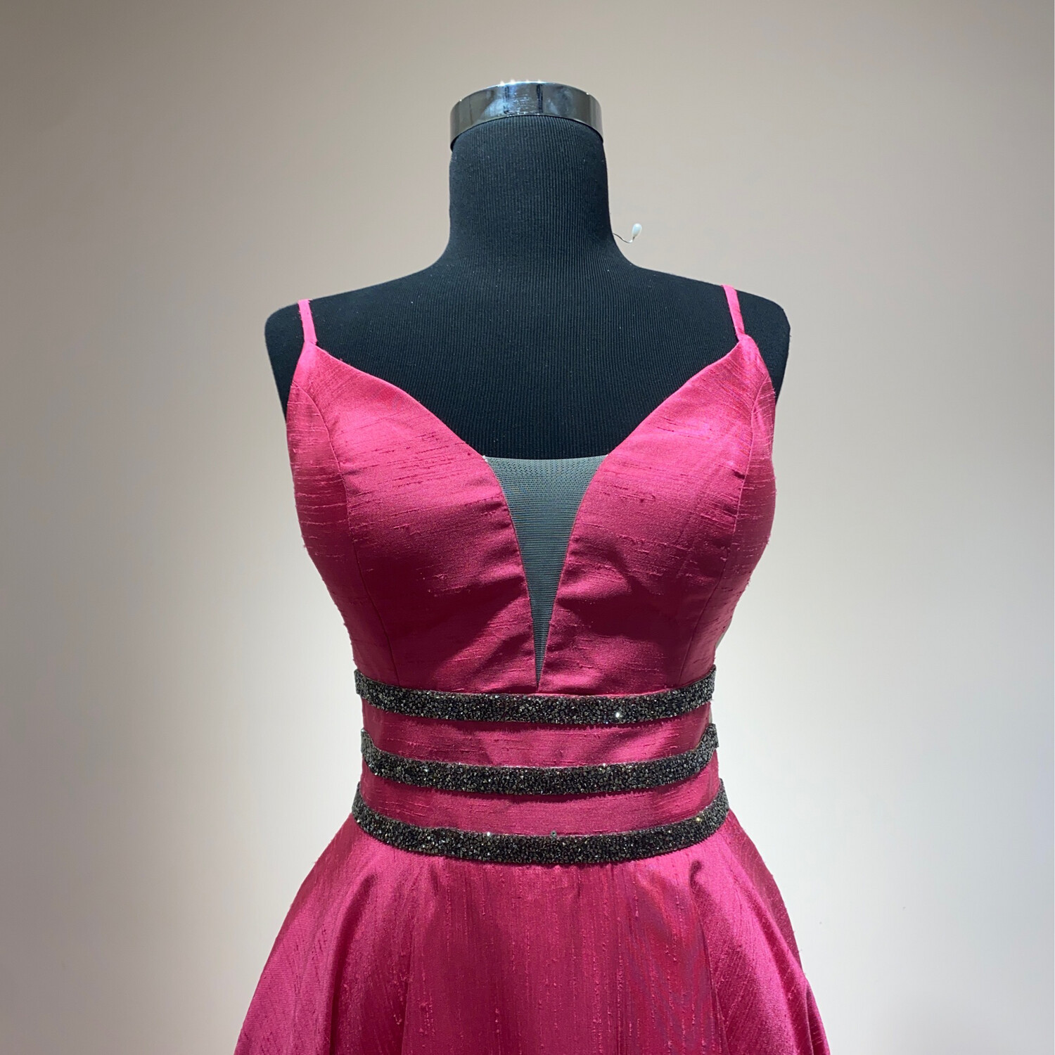 VESTIDO LARGO COLOR ROSADO CORTE A TALLA 38