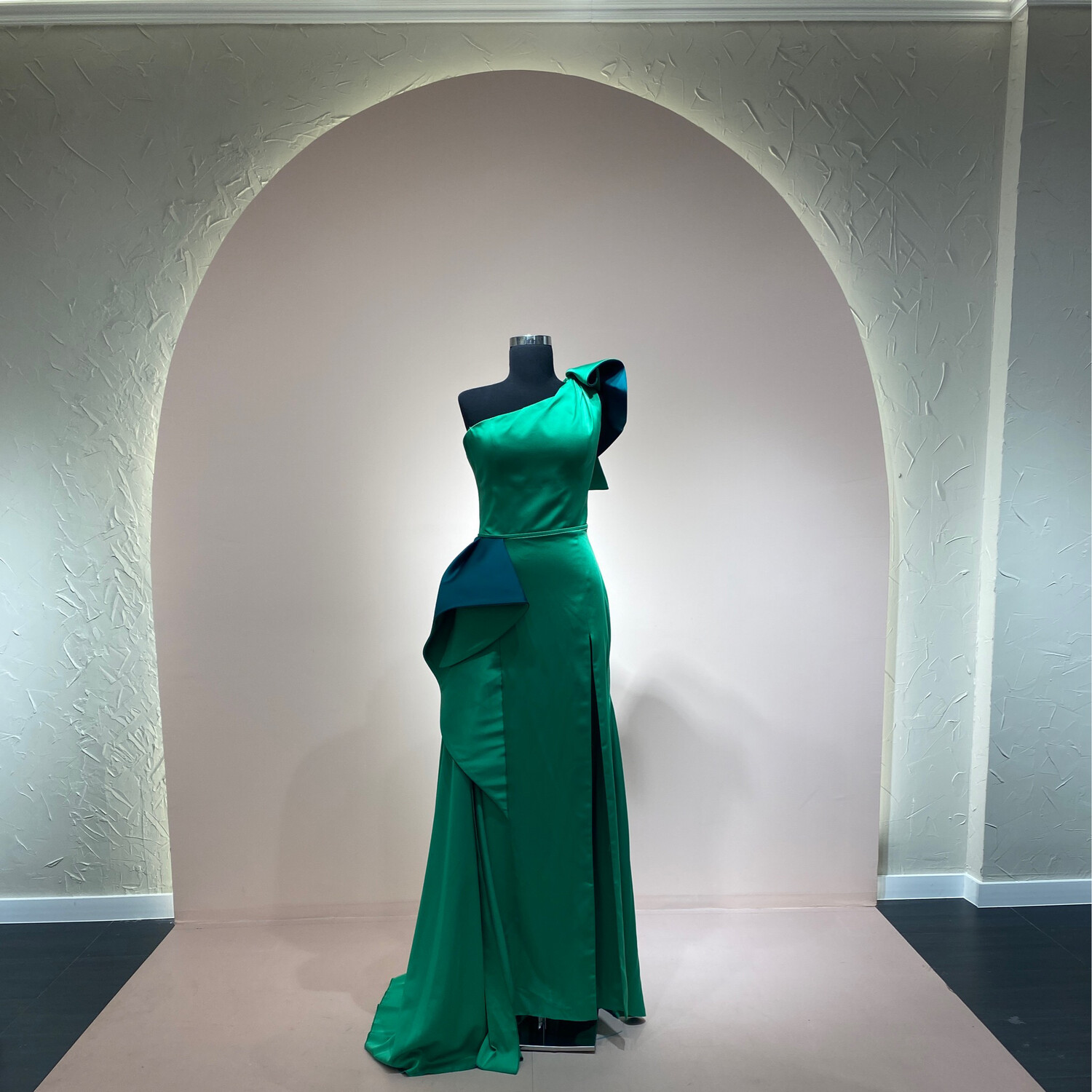 Vestido Largo- Green- talla 44  Vestido Largo- Green- talla 44