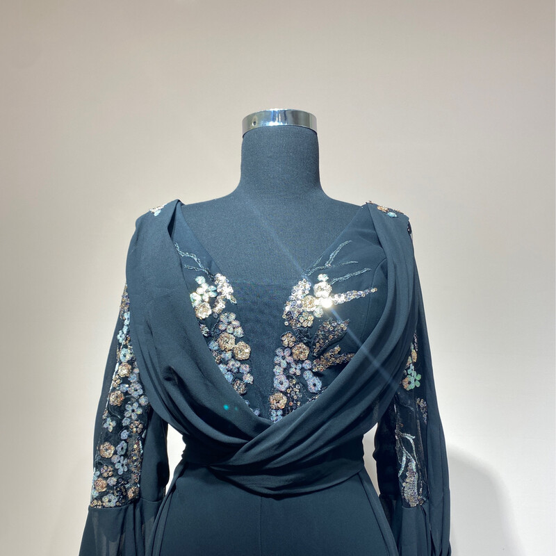 VESTIDO LARGO COLOR NEGRO TALLA    12/M