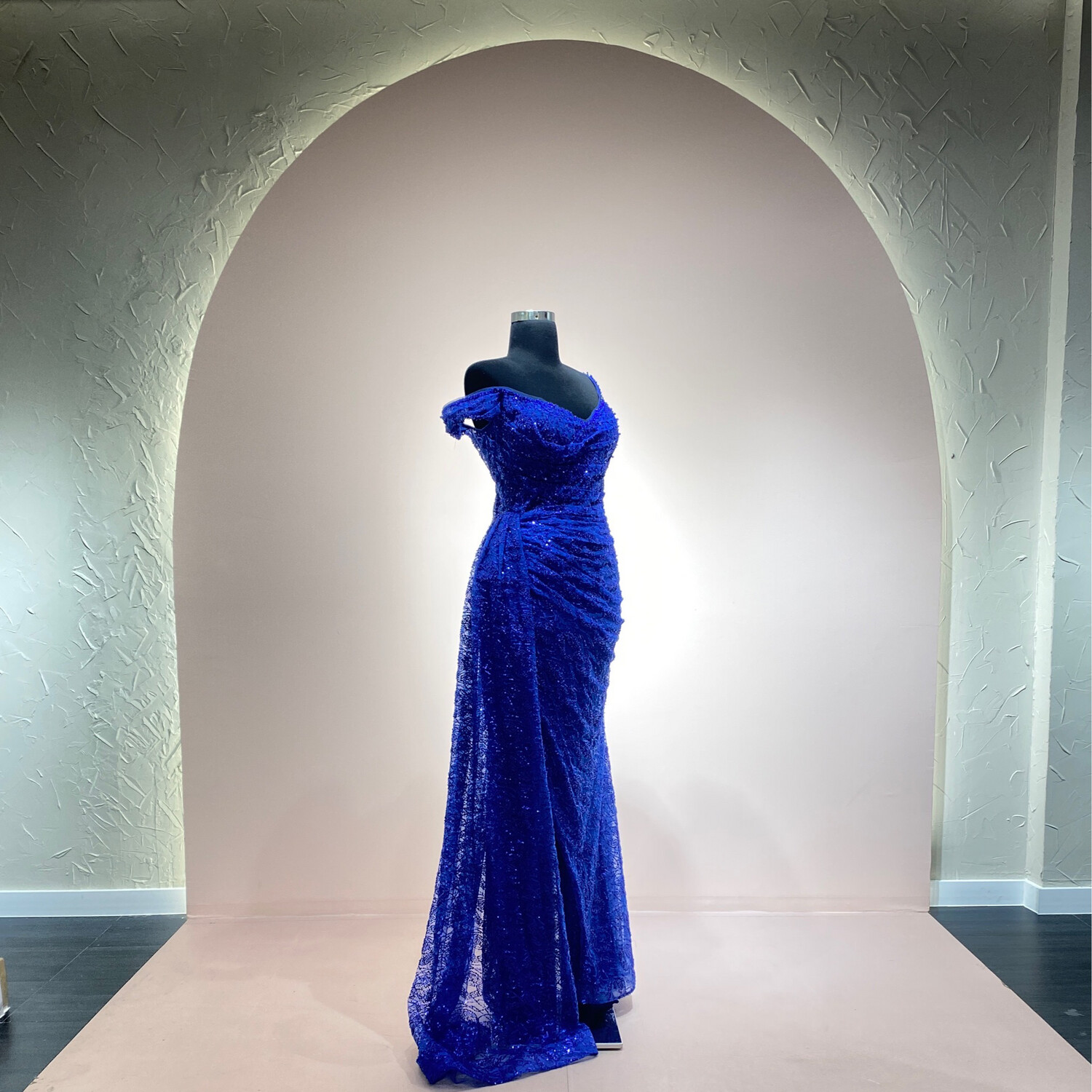 VESTIDO LARGO CORTE SIRENA TALLA 16/M COLOR AZUL ROYAL