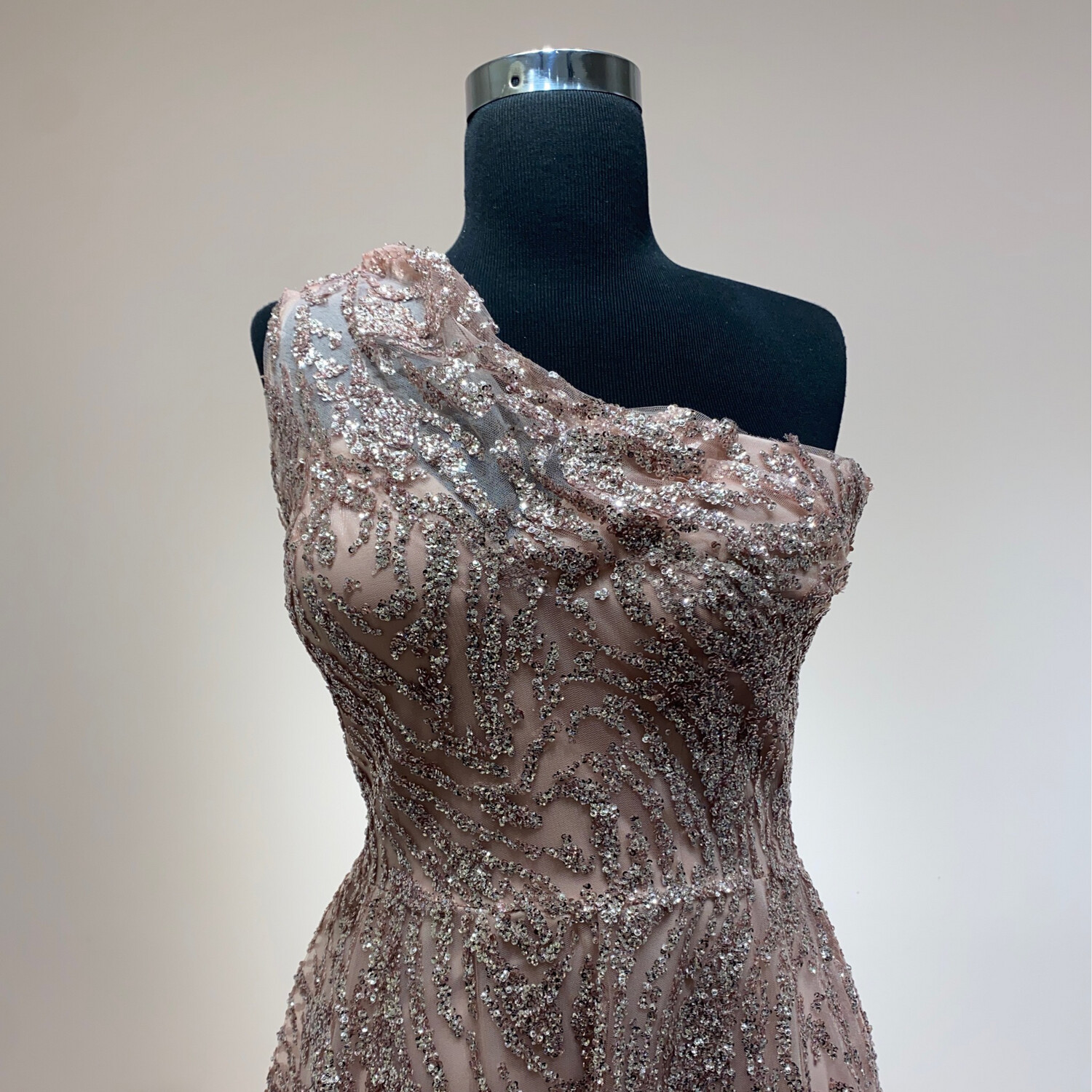 VESTIDO LARGO CORTE A TALLA 40/S COLOR PUDRA