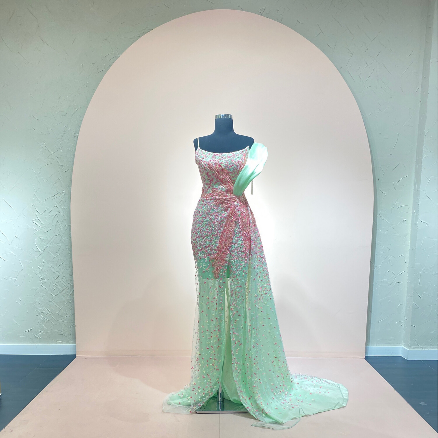 VESTIDO LARGO CORTE SIRENA TALLA 42 COLOR VERDE