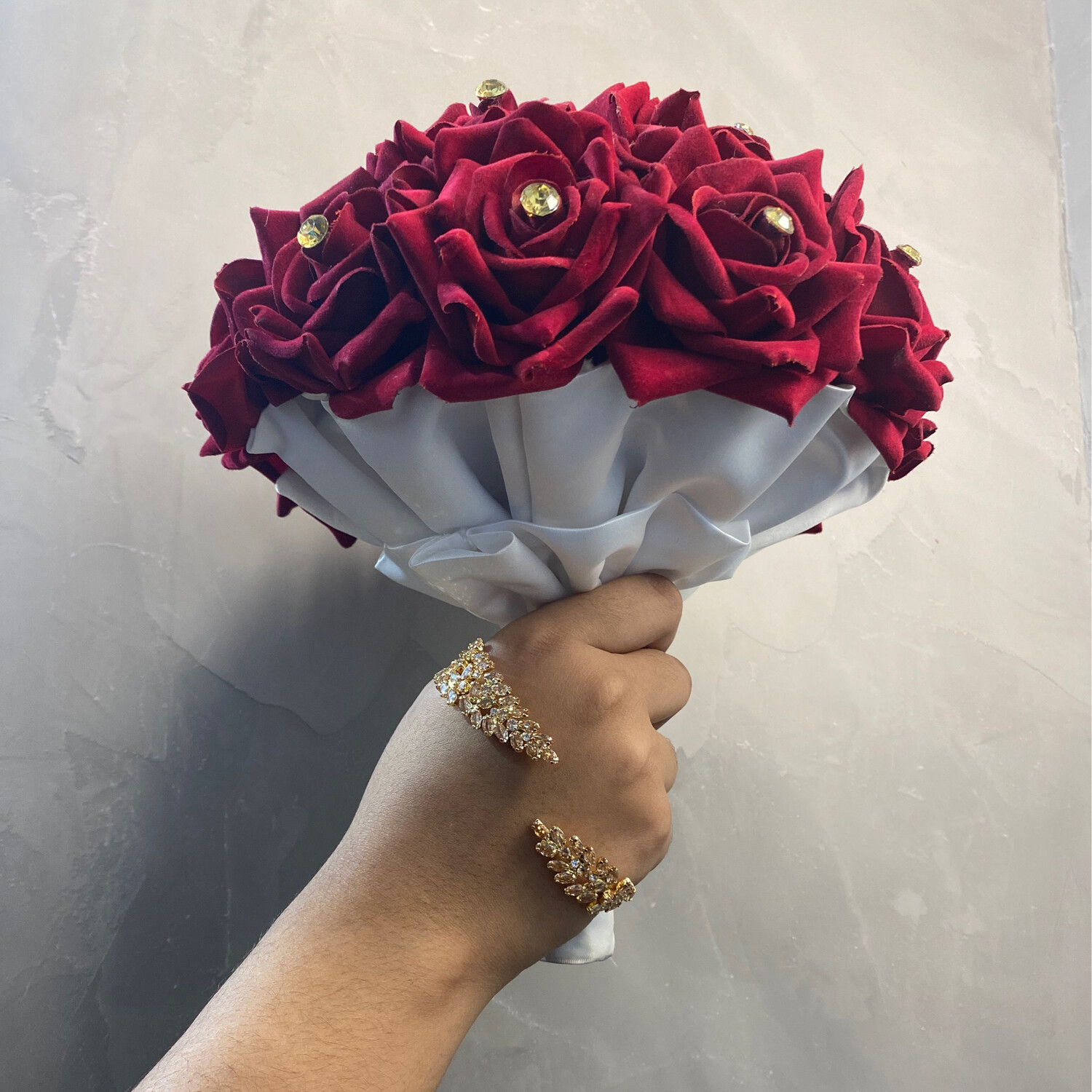 Accesorio de Mano Dorado
