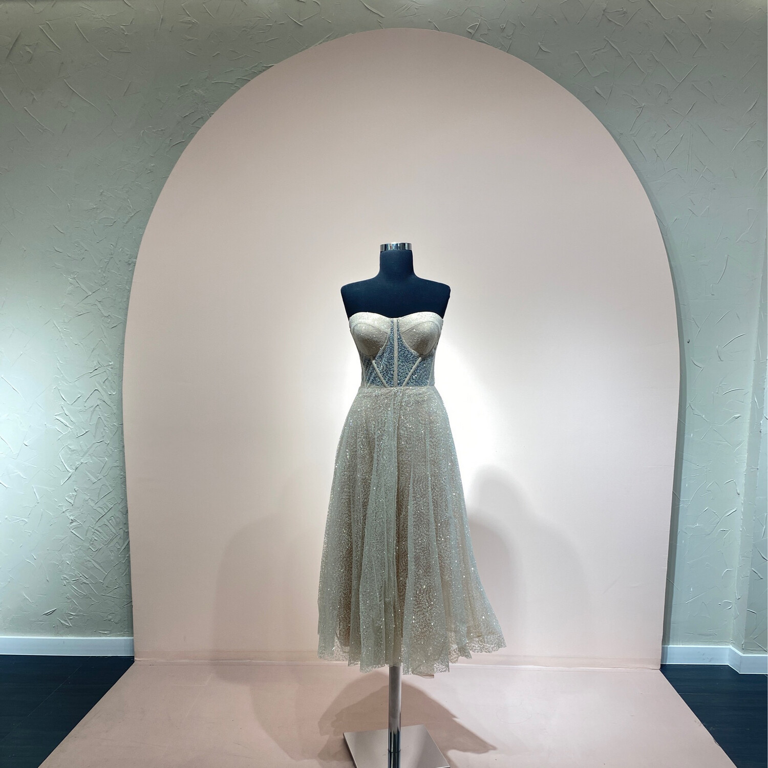 Vestido corte Midi - Rosado claro,  talla 44