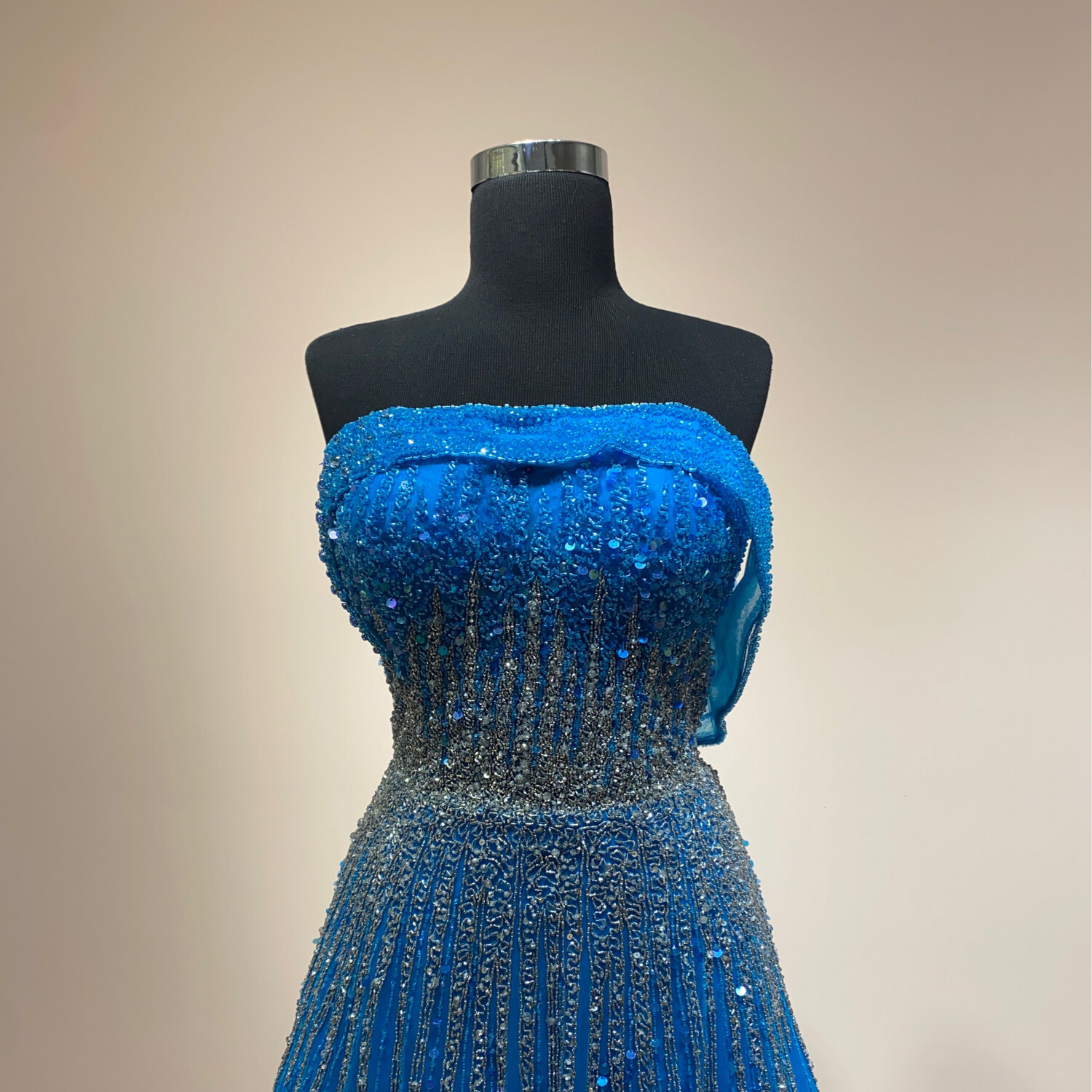 VESTIDO LARGO COLOR AZUL TALLA 14/M