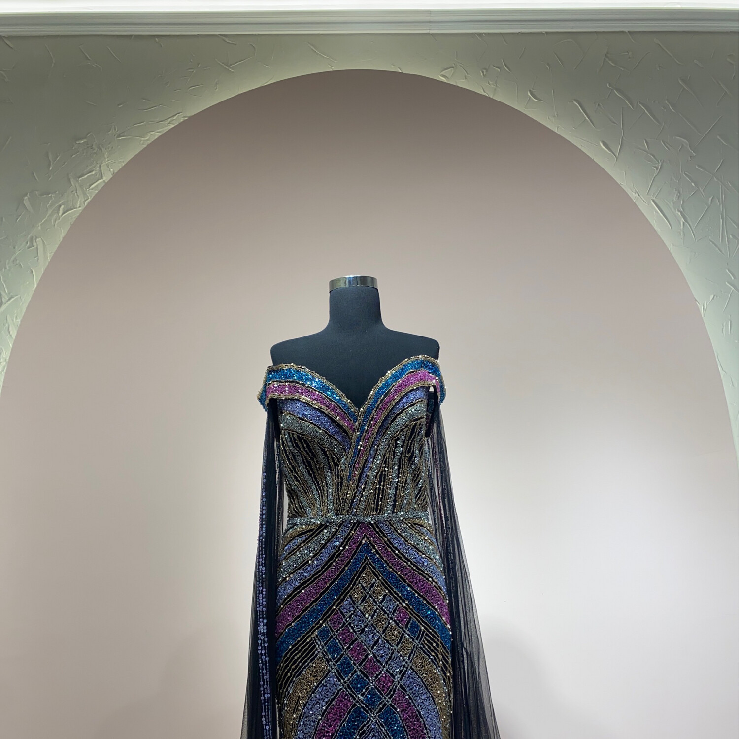 VESTIDO LARGO COLOR MULTICOLOR TALLA 18/L