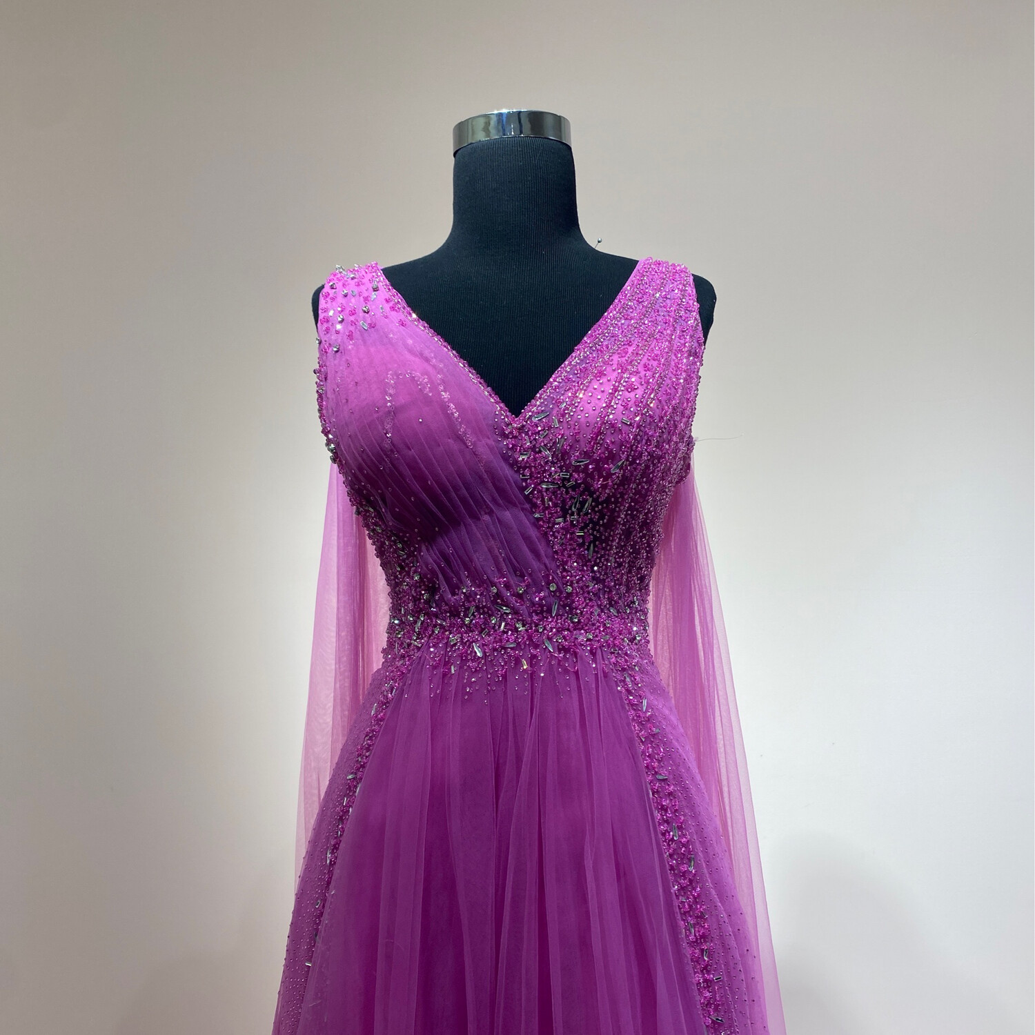 VESTIDO LARGO COLOR FUCSIA TALLA 12/S
