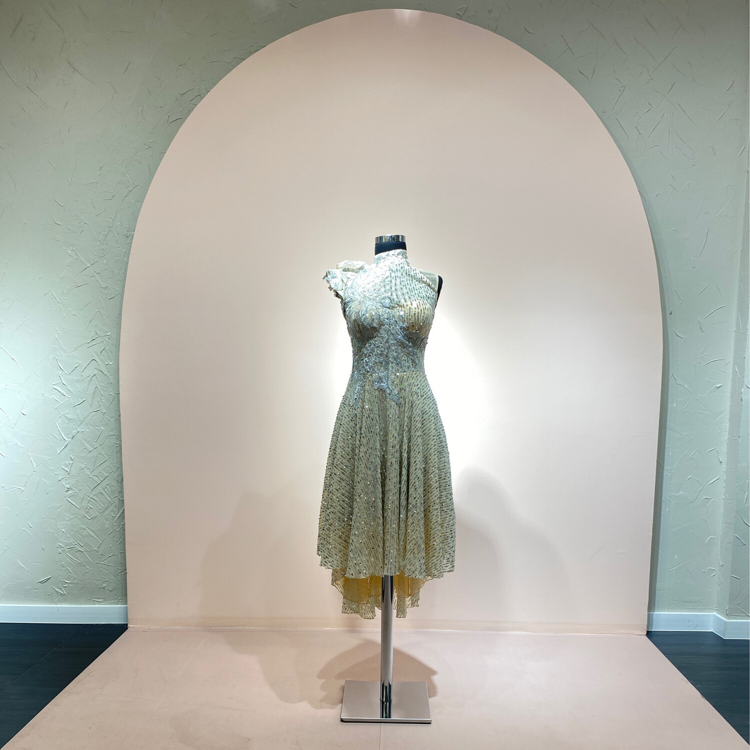 VESTIDO CORTO  SILVER TALLA 42