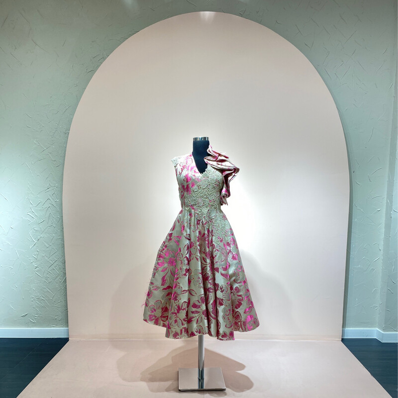 VESTIDO MIDI TALLA 40/XS COLOR ROSADO