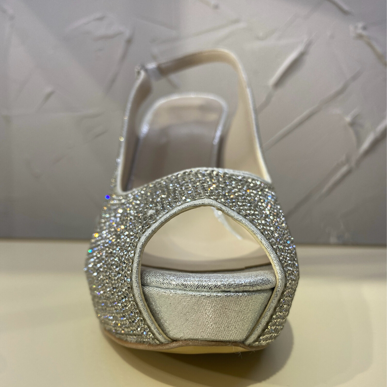 Zapatos Silver con cristales brillantes