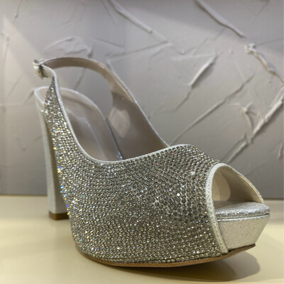 Zapatos Silver con cristales brillantes