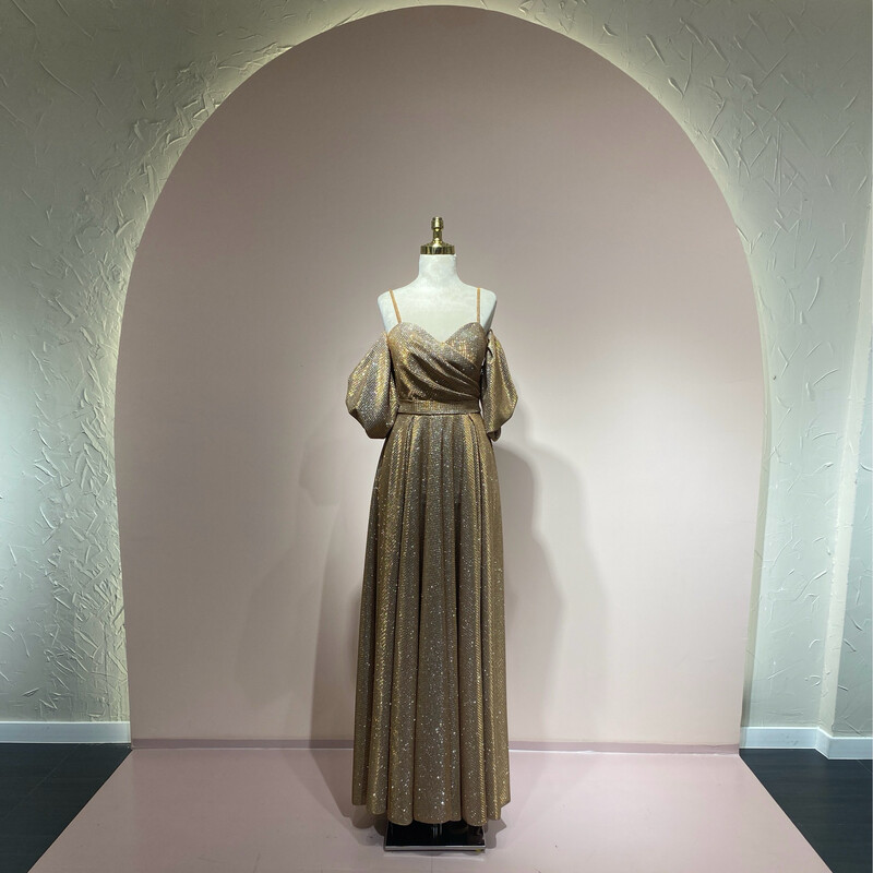 Vestido largo dorado