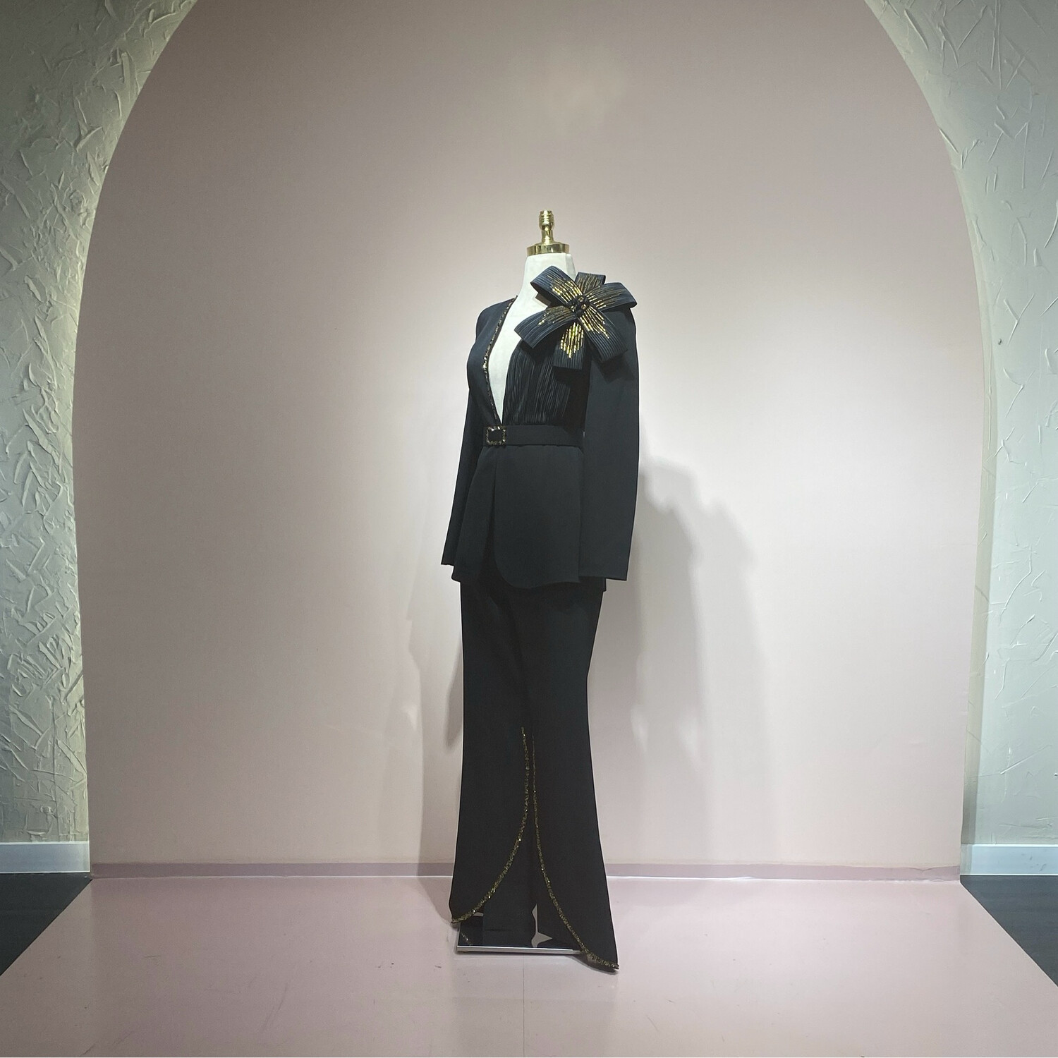 Conjunto negro con dorado talla 1/S 2/M 3/L