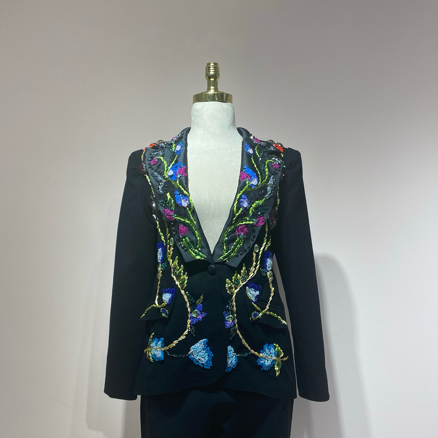 Conjunto negro con piedreria de colores Talla 1/S 2/M 3/M