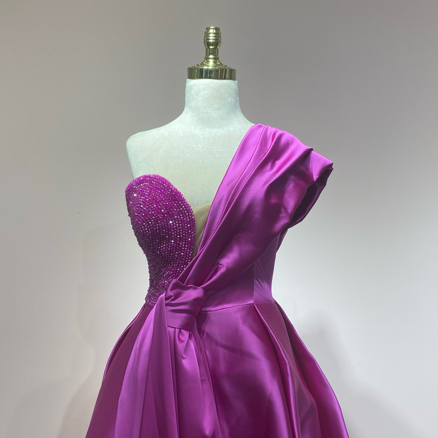 Vestido largo fucsia talla 44/12 Vestido largo fucsia talla 44/12