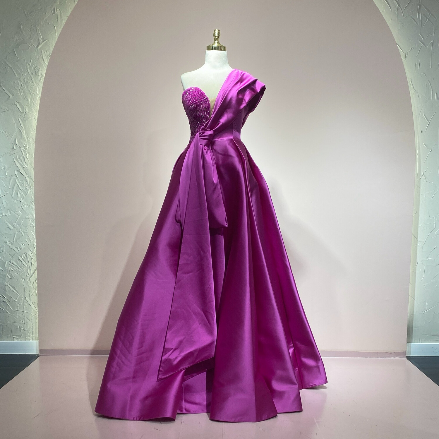 Vestido largo fucsia talla 44/12 Vestido largo fucsia talla 44/12