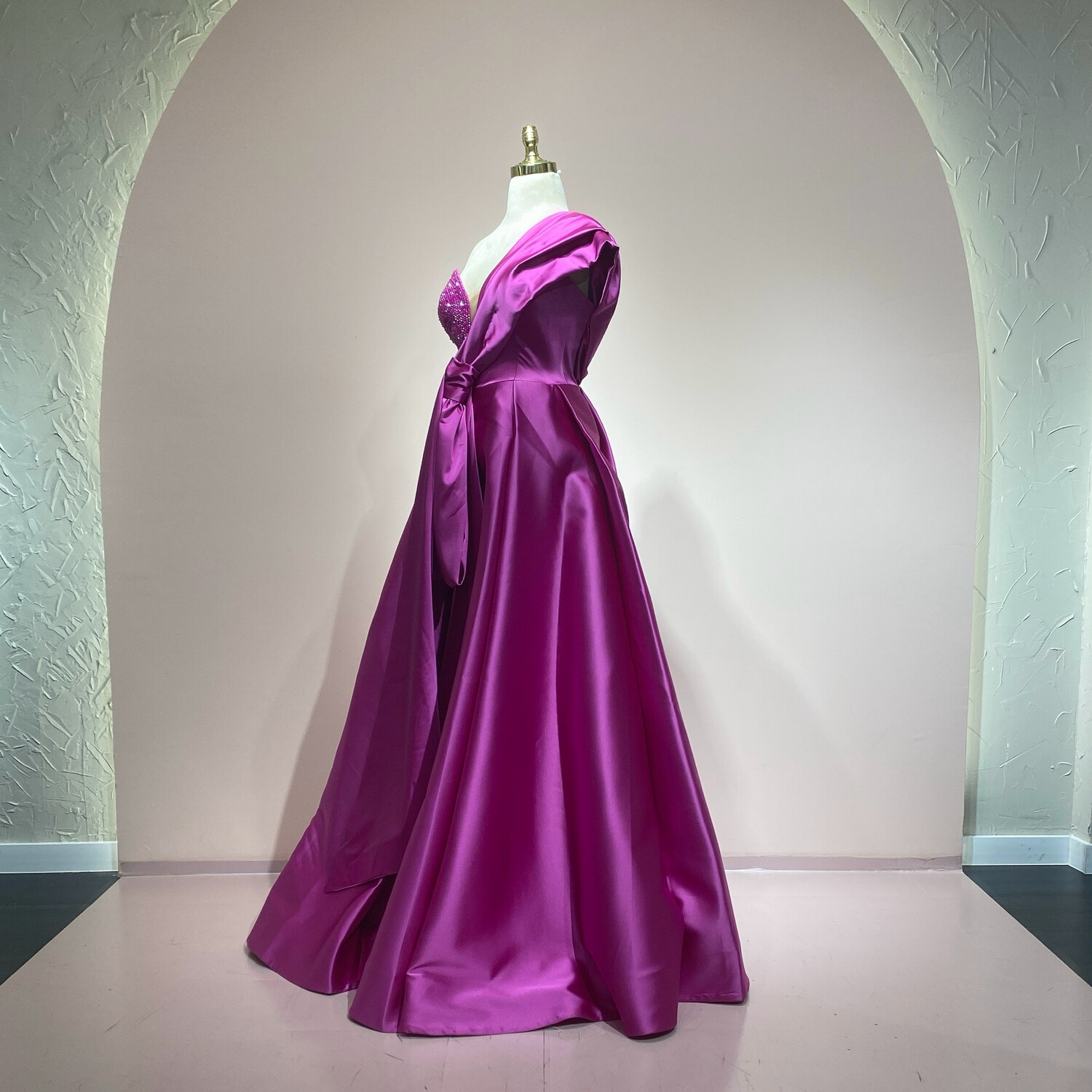 Vestido largo fucsia talla 44/12 Vestido largo fucsia talla 44/12