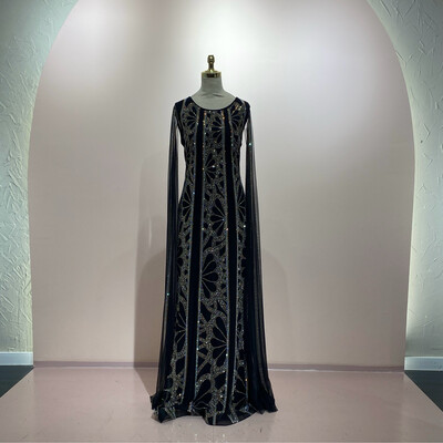 Vestido largo negro piedreria talla 44 - 46 - 48 - 50
