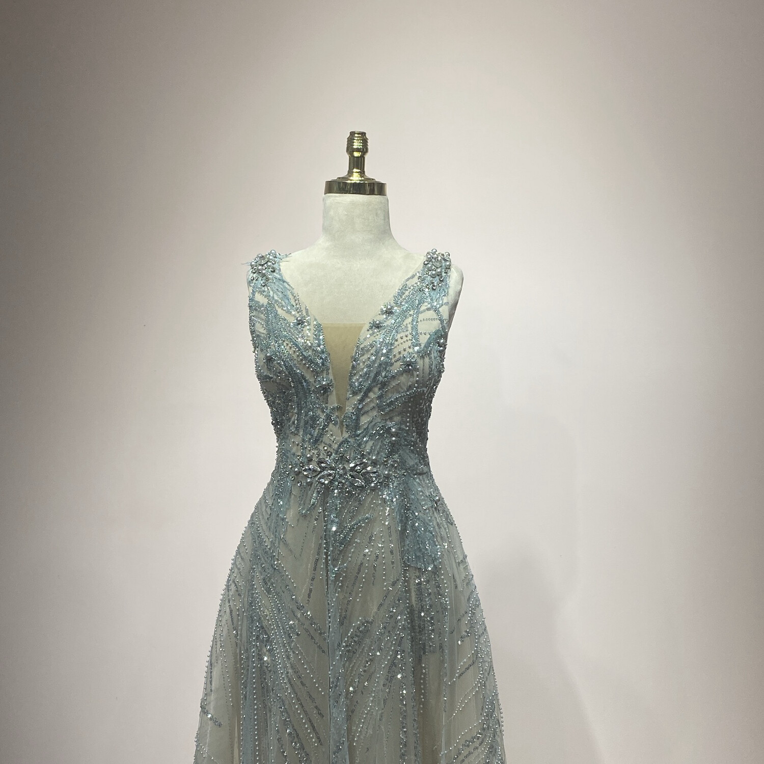 Vestido largo, color verde con crema. Talla S