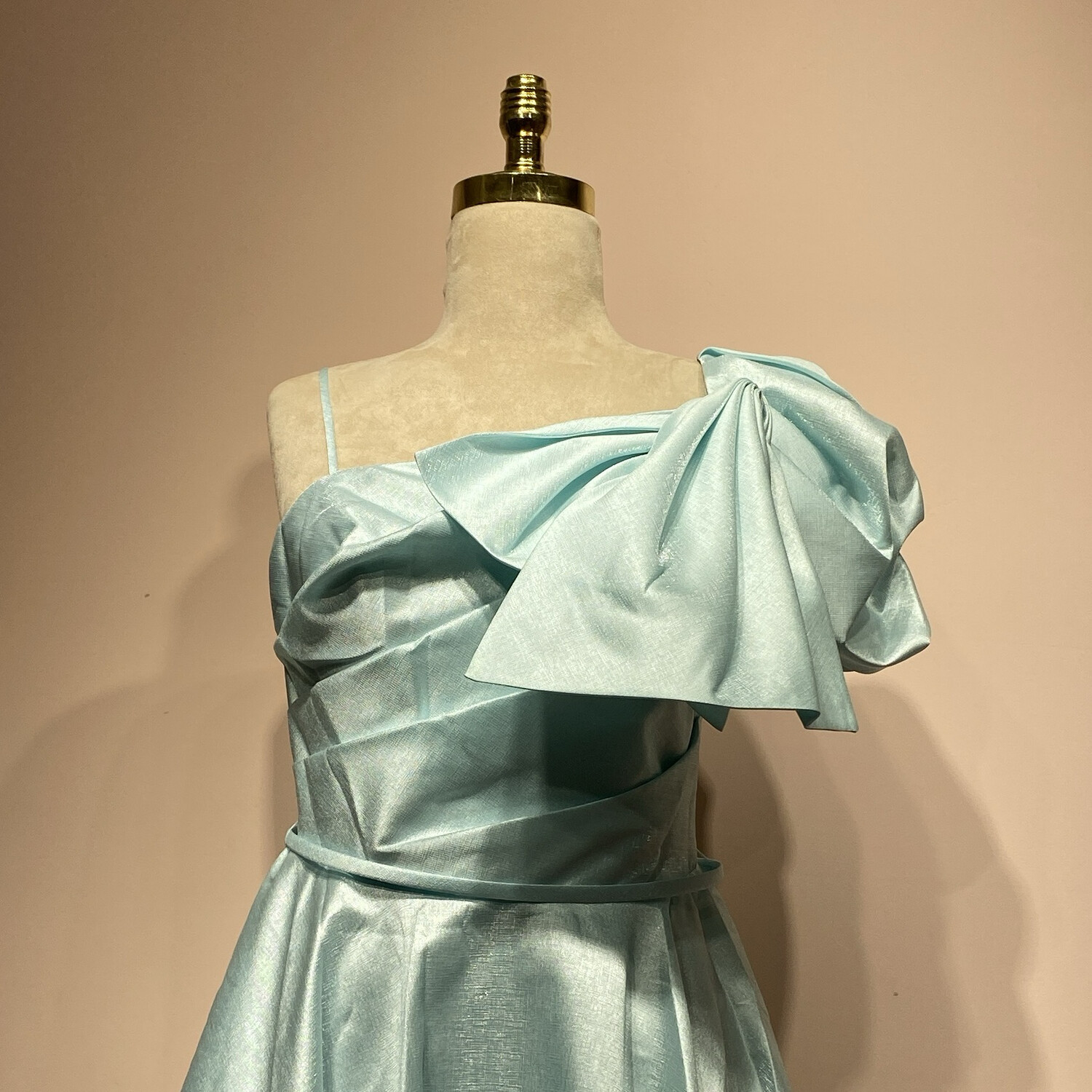 Vestido corto celeste talla 36/38/40/42
