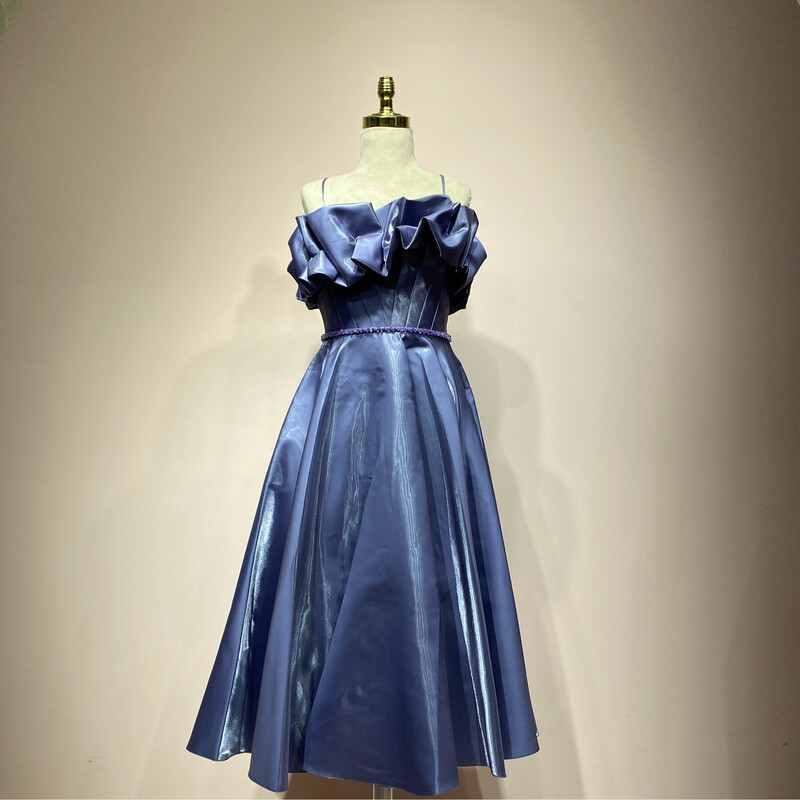 Vestido corto morado de diversas tallas