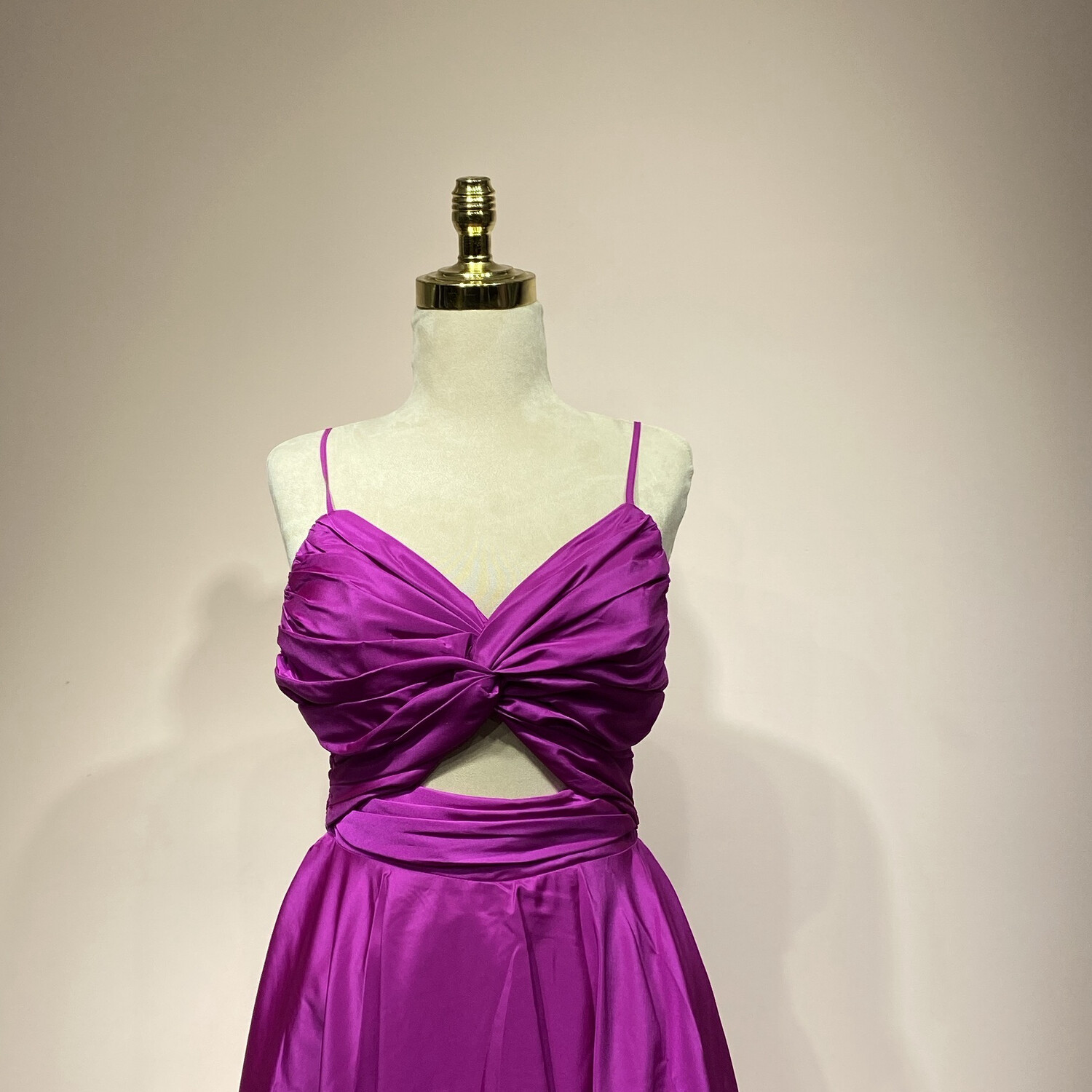 Vestido corto fucsia talla 36/38/40/42