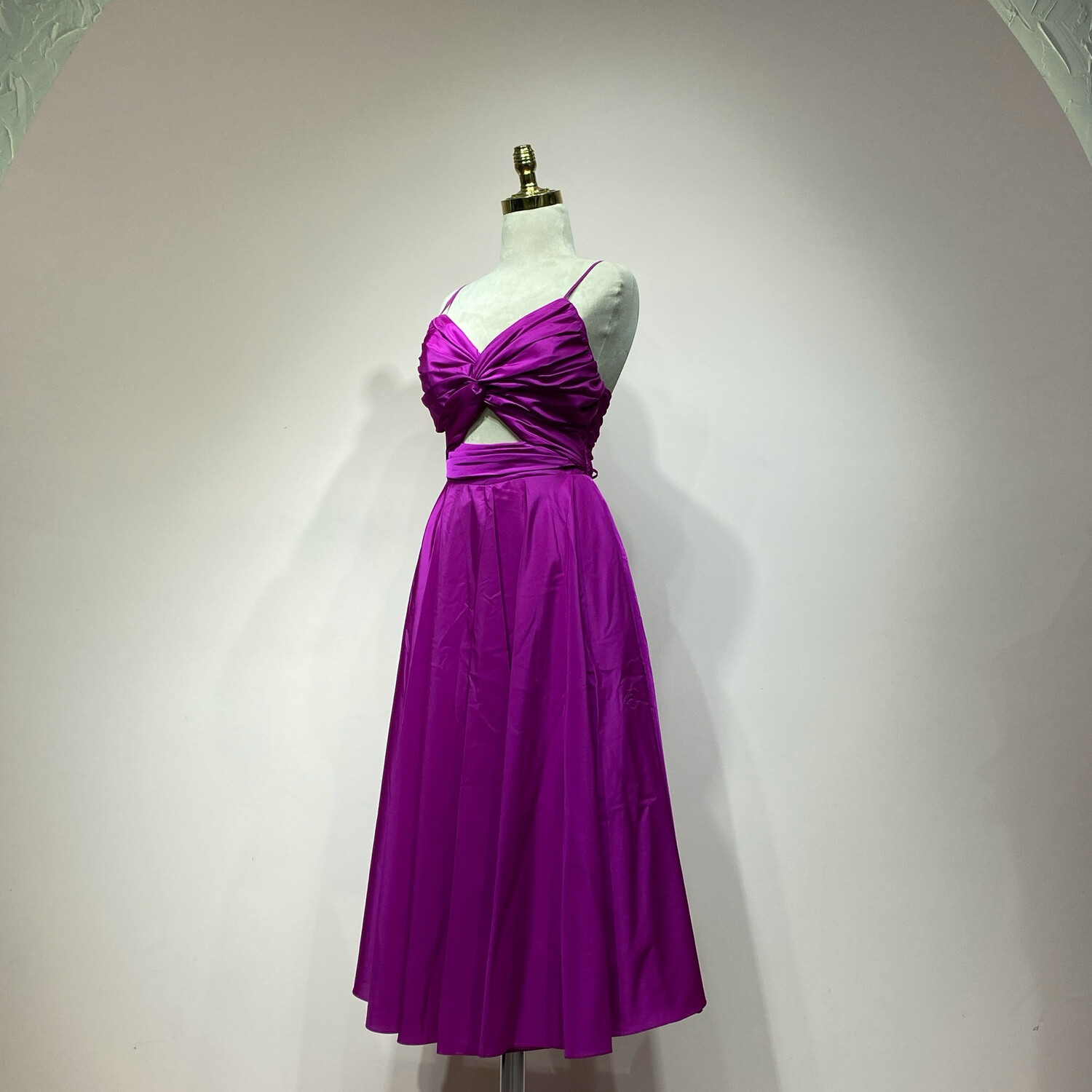 Vestido corto fucsia talla 36/38/40/42