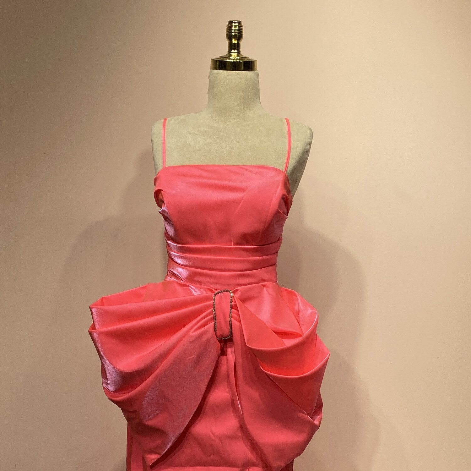 Vestido rosa neón diversas tallas