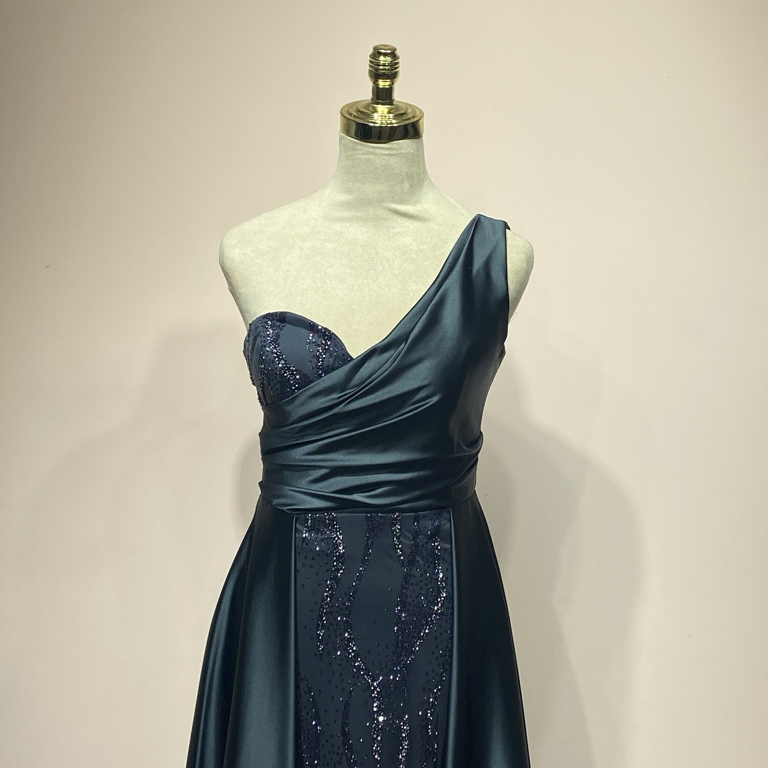 Vestido largo gris talla 2