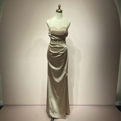 Vestido largo dorado talla 2/3