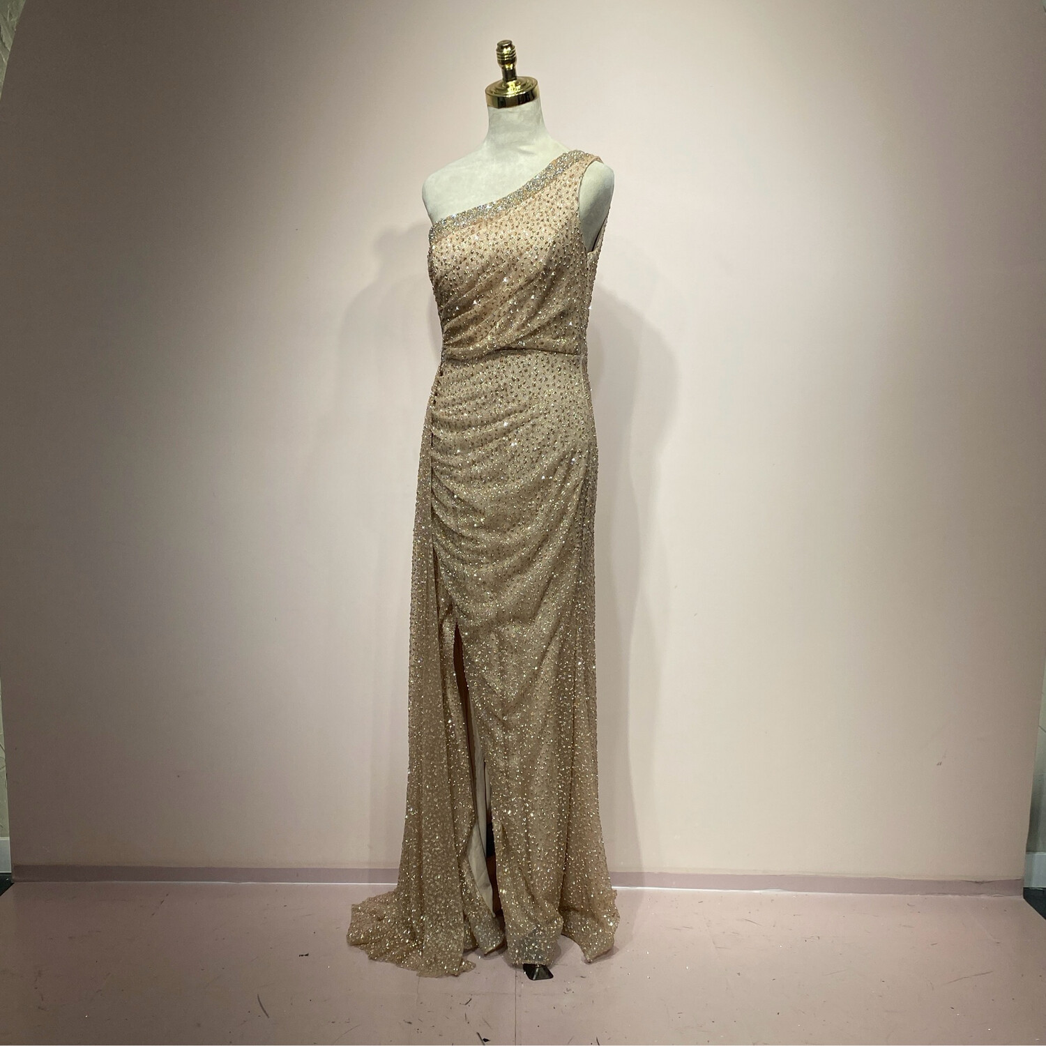 Vestido largo dorado