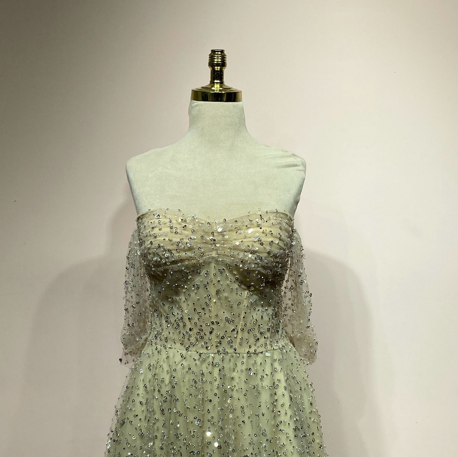 Vestido largo nude talla 22/44