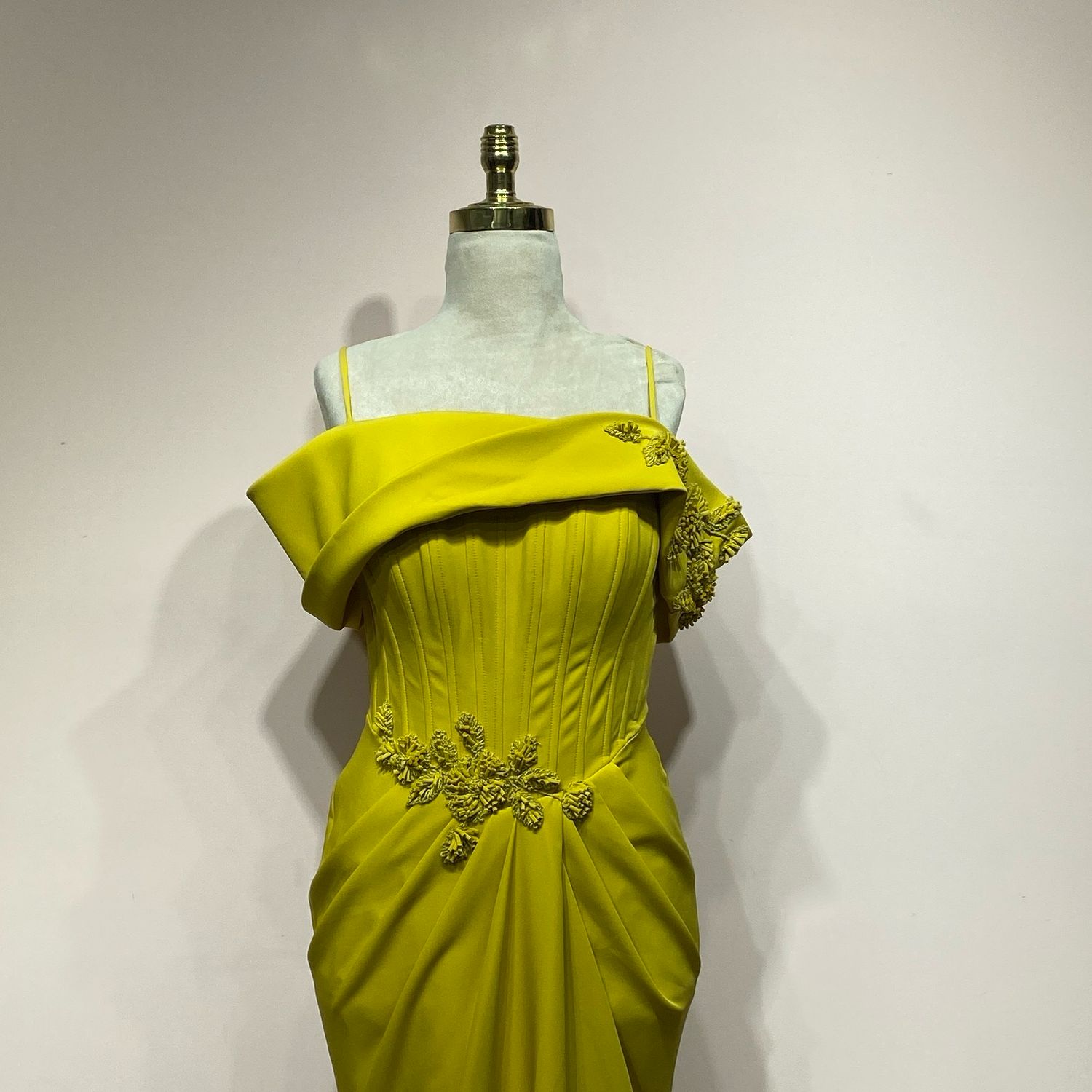 Vestido largo mostaza talla 40/8