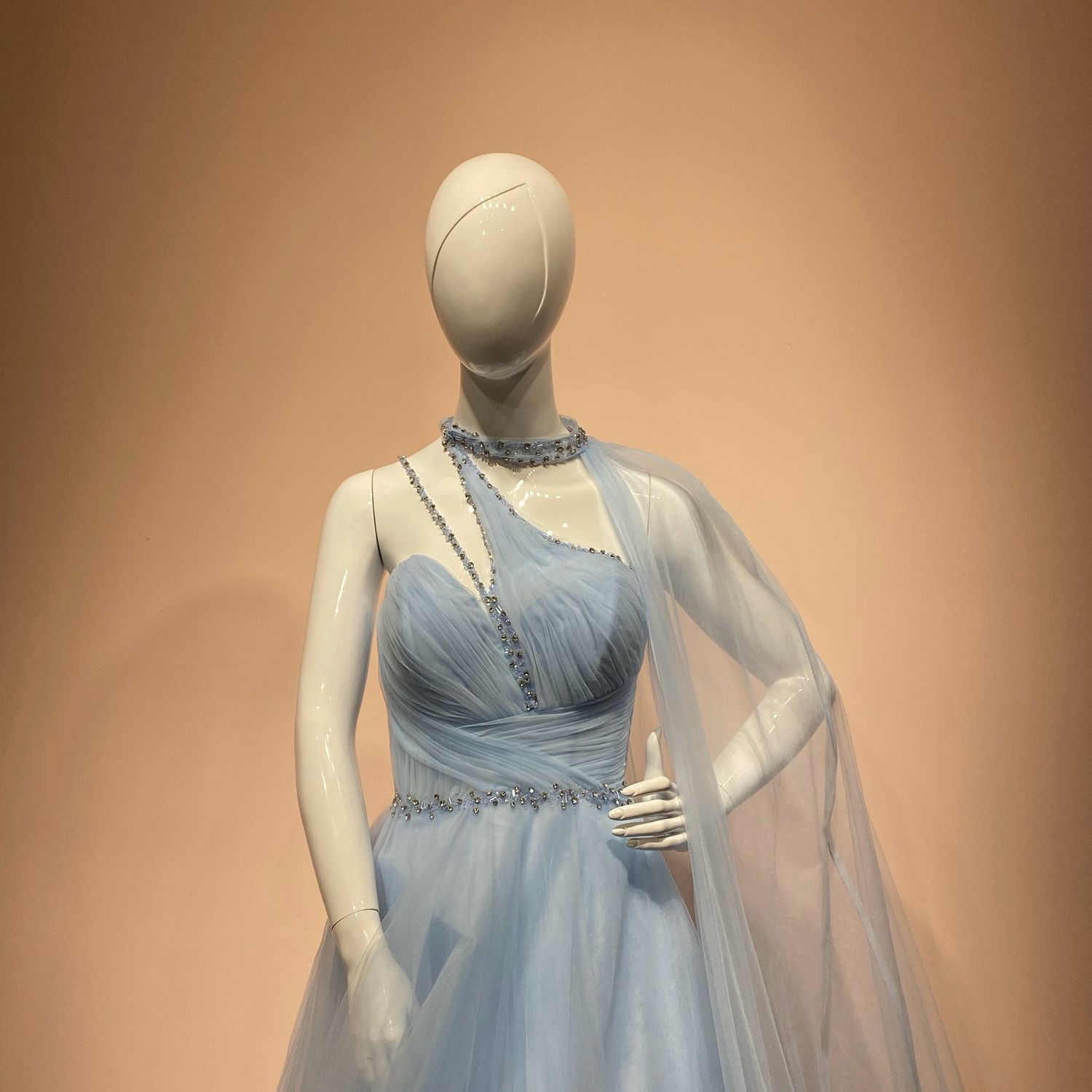 Vestido largo celeste talla 10