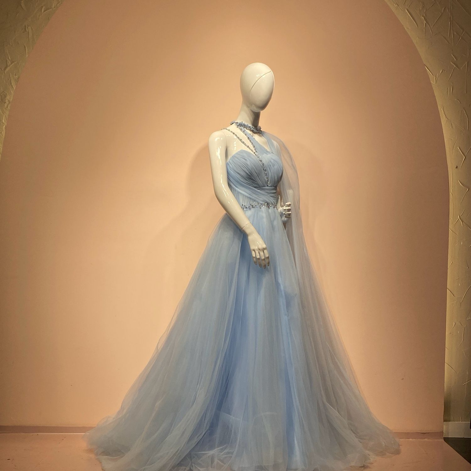 Vestido largo celeste talla 10