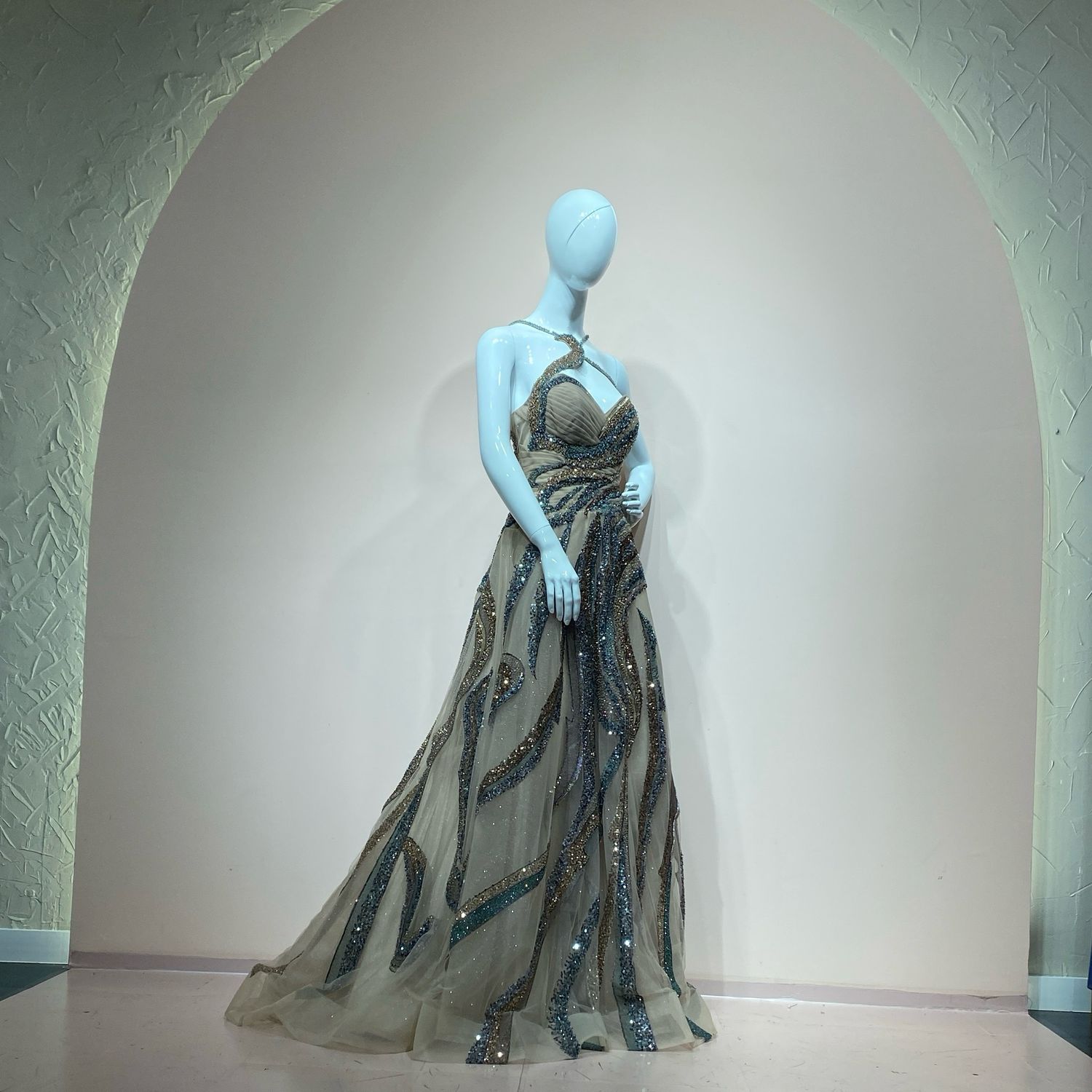 Vestido largo bronce talla 14