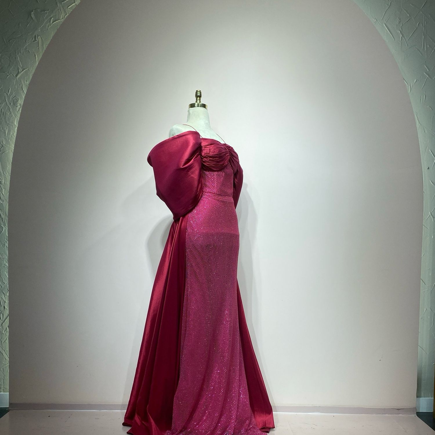 Vestido largo fucsia talla 40/8 Vestido largo fucsia talla 40/8