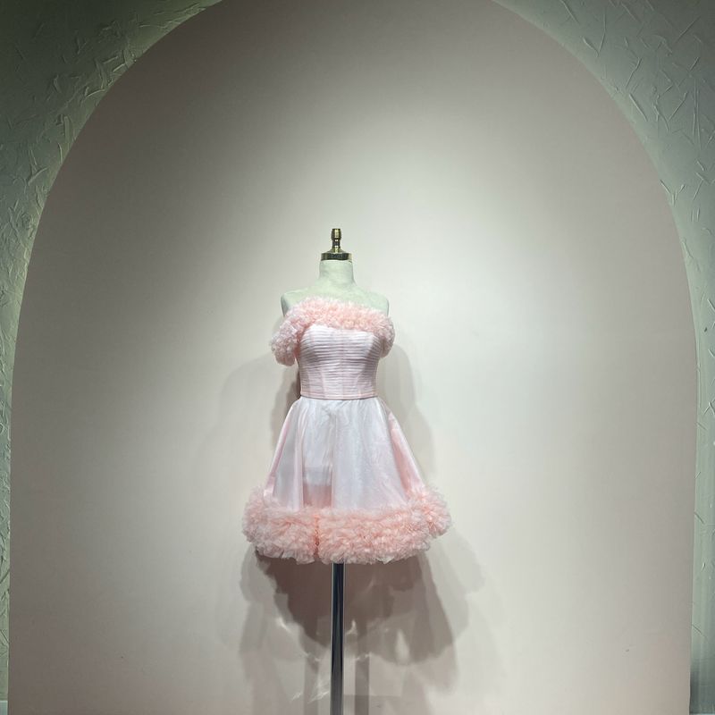 Vestido corto rosado talla 8