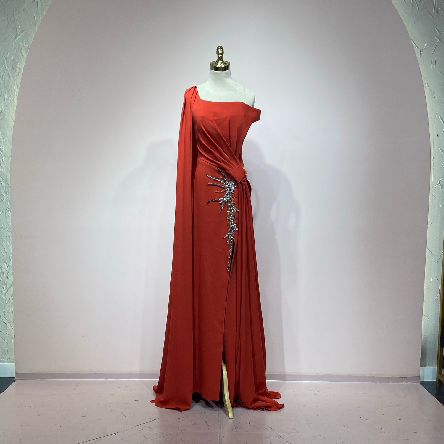 VENDIDO 2025 - Vestido largo coral talla 38/6
