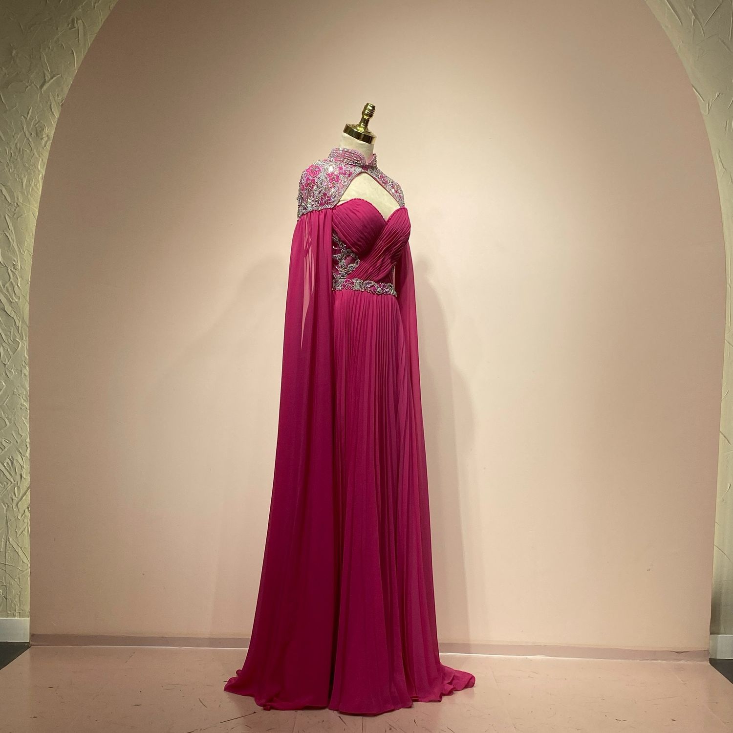 Vestido largo fucsia talla 42/10